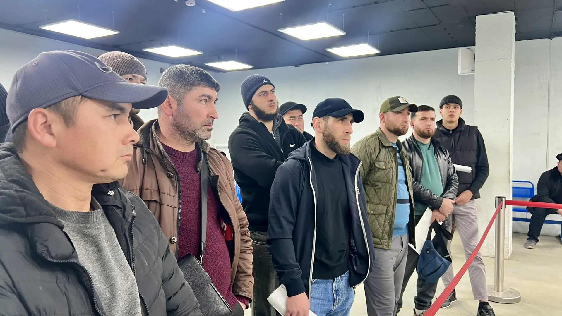 150 иностранным гражданам, работающим в Дагестане, разъяснили правила пребывания на территории России